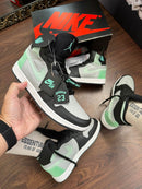 Tênis Nike Jordan 1