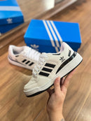 Tênis Adidas Fórum Low