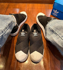 Tênis Adidas Slip On