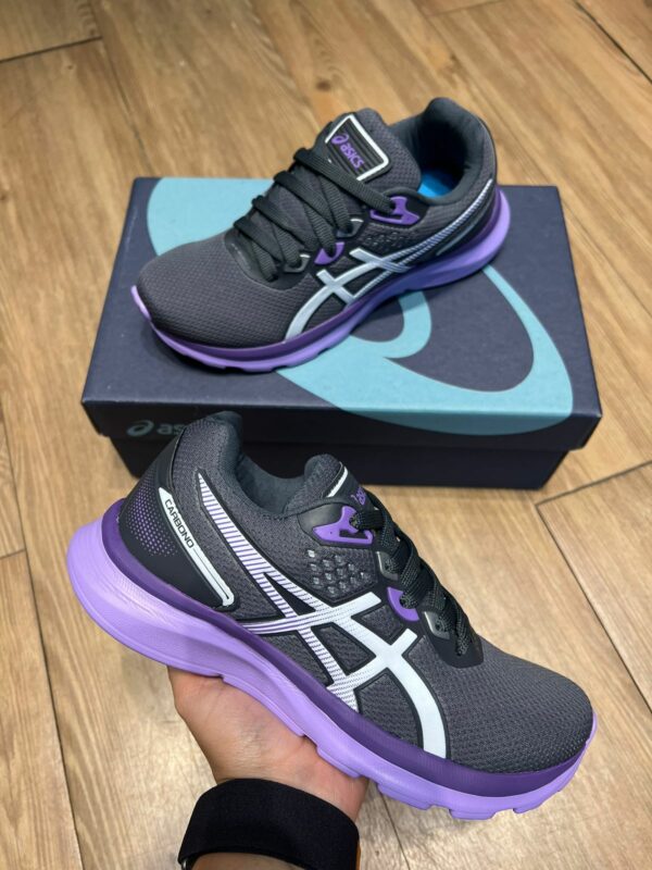 Tênis Asics Carbono